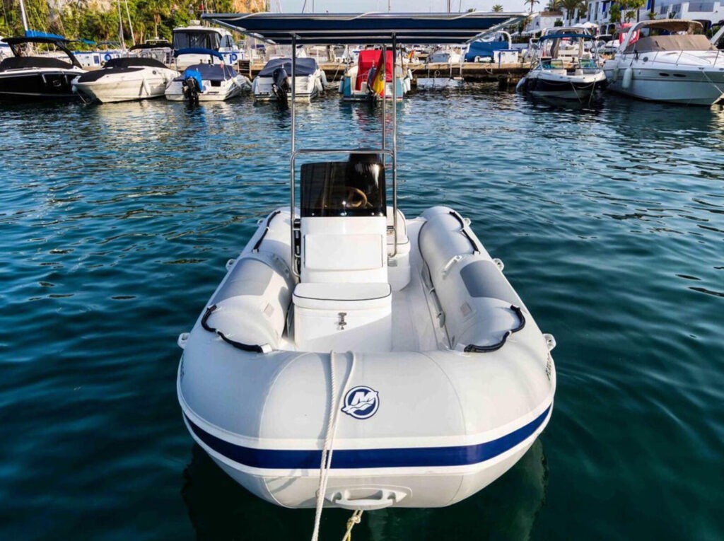 alquiler-embarcaciones-barcos-barcos-la-herradura-nerja-almunecar-jayla-02