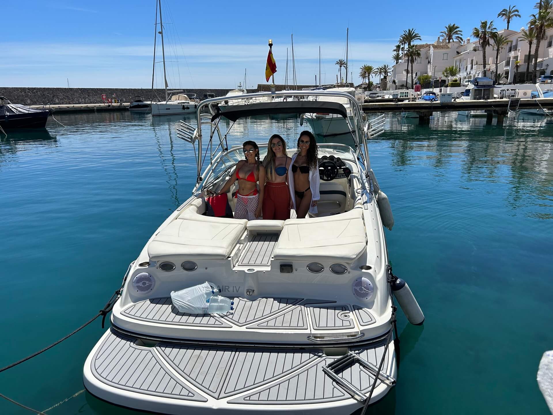 bayliner-235-boerider-barcos-alquiler-malaga-o3