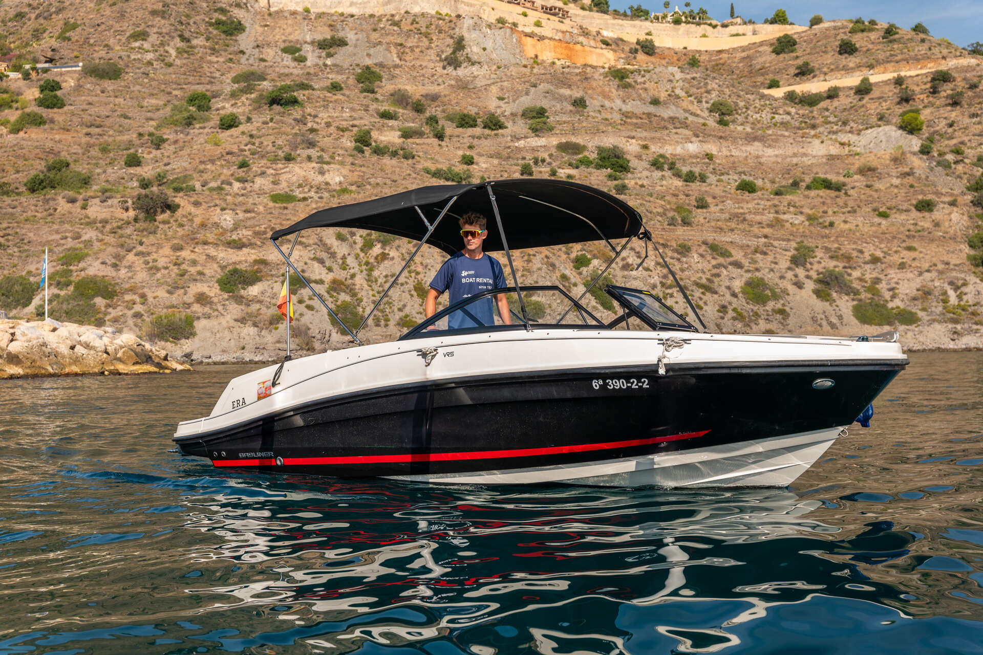 nueva-barco-alquiler-malagaBarco-alquiler-malaga-bayliner-vr5-hera-shiva